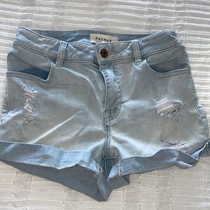Pacsun super stretch shortie size 25